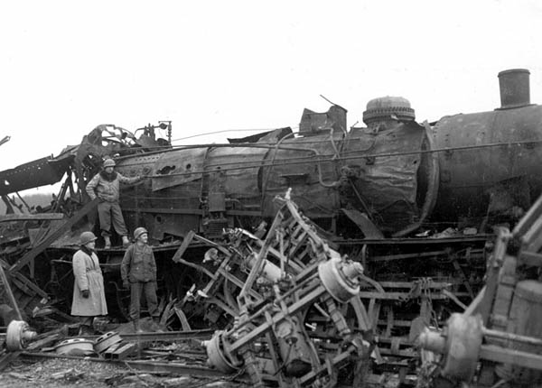 Locomotive destroyed by XIX Tactical Air Command at Dasburg.